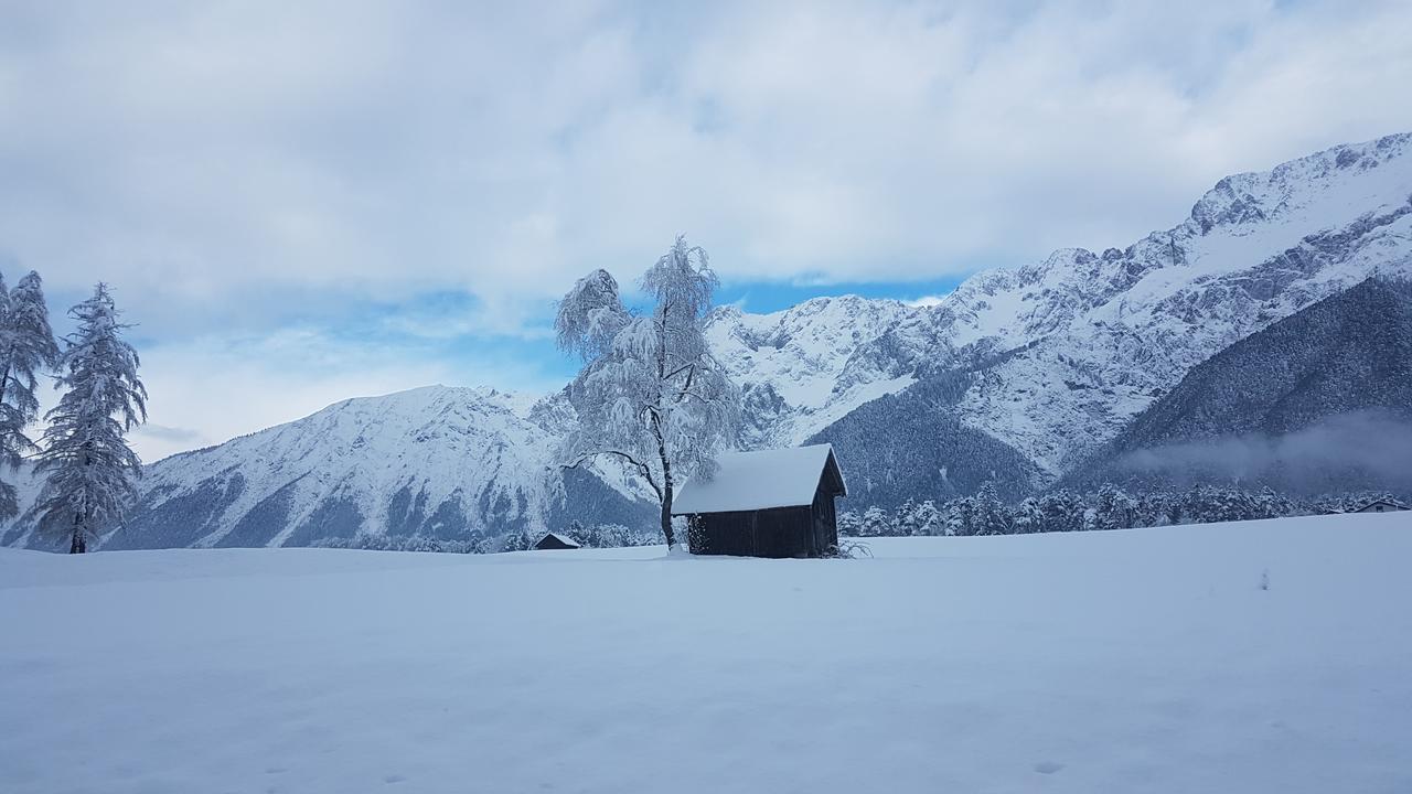 Apartment Bergverliebt Mieming Exteriör bild